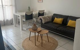Appart T3 Proche Metro -Draps Et Serviettes Inclus